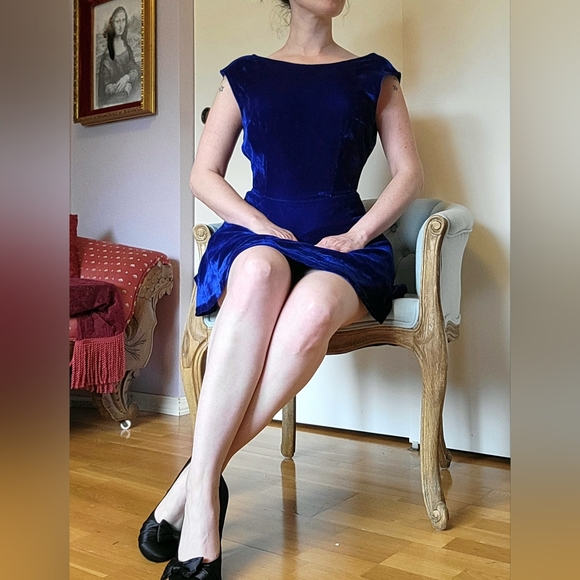 Sapphire Velvet Cocktail Dress - Picture 1 of 4